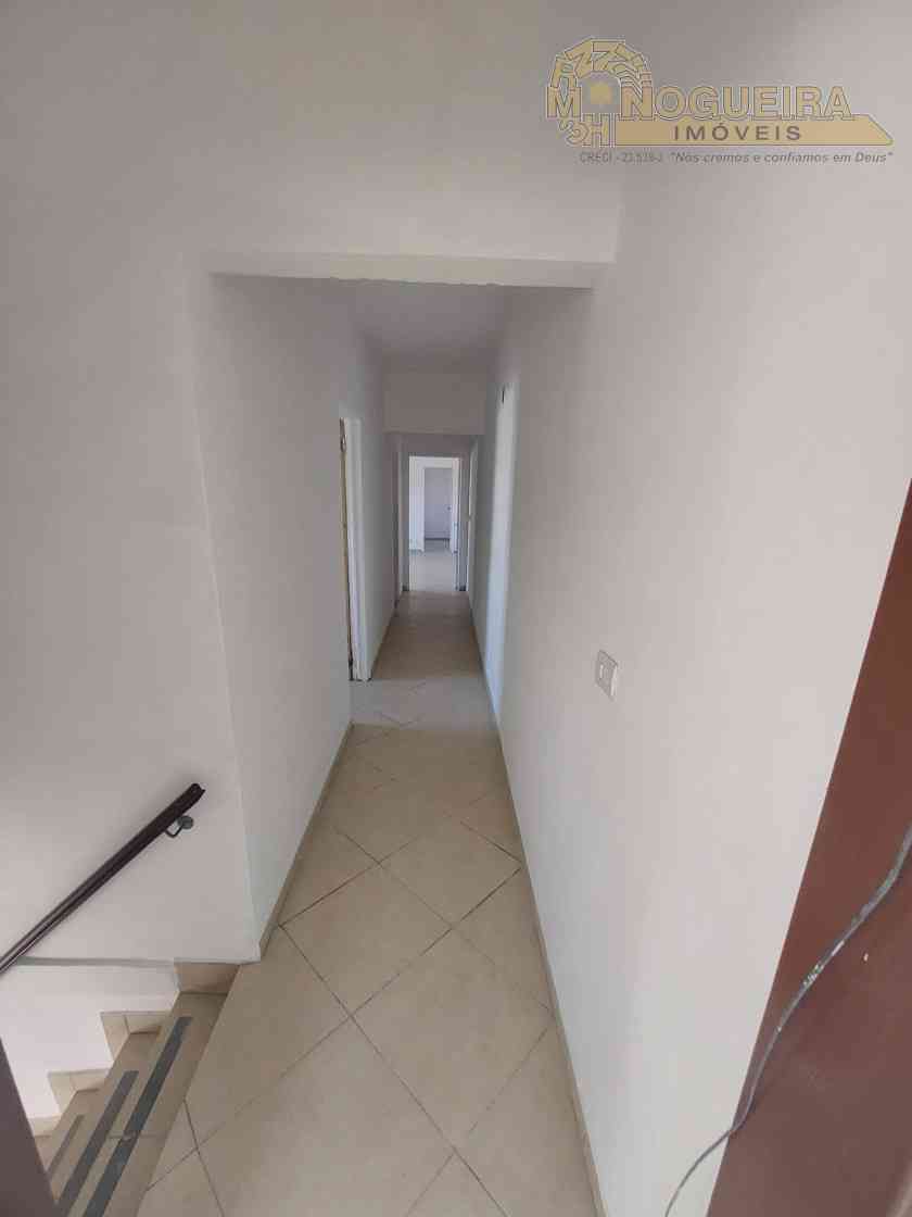 Ótimo Sobrado Residencial ou Comercial no Jardim Maria Dirce