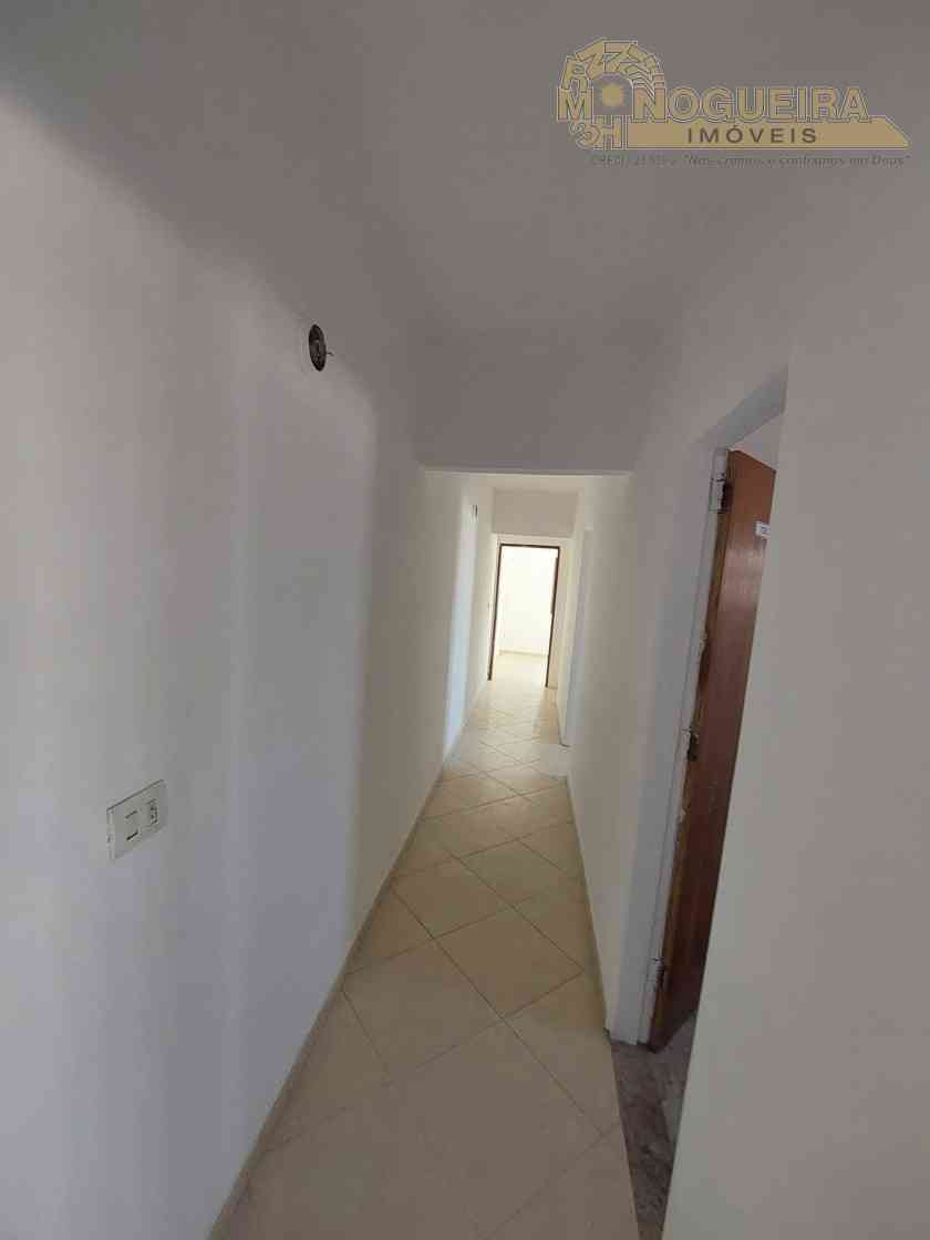 Ótimo Sobrado Residencial ou Comercial no Jardim Maria Dirce