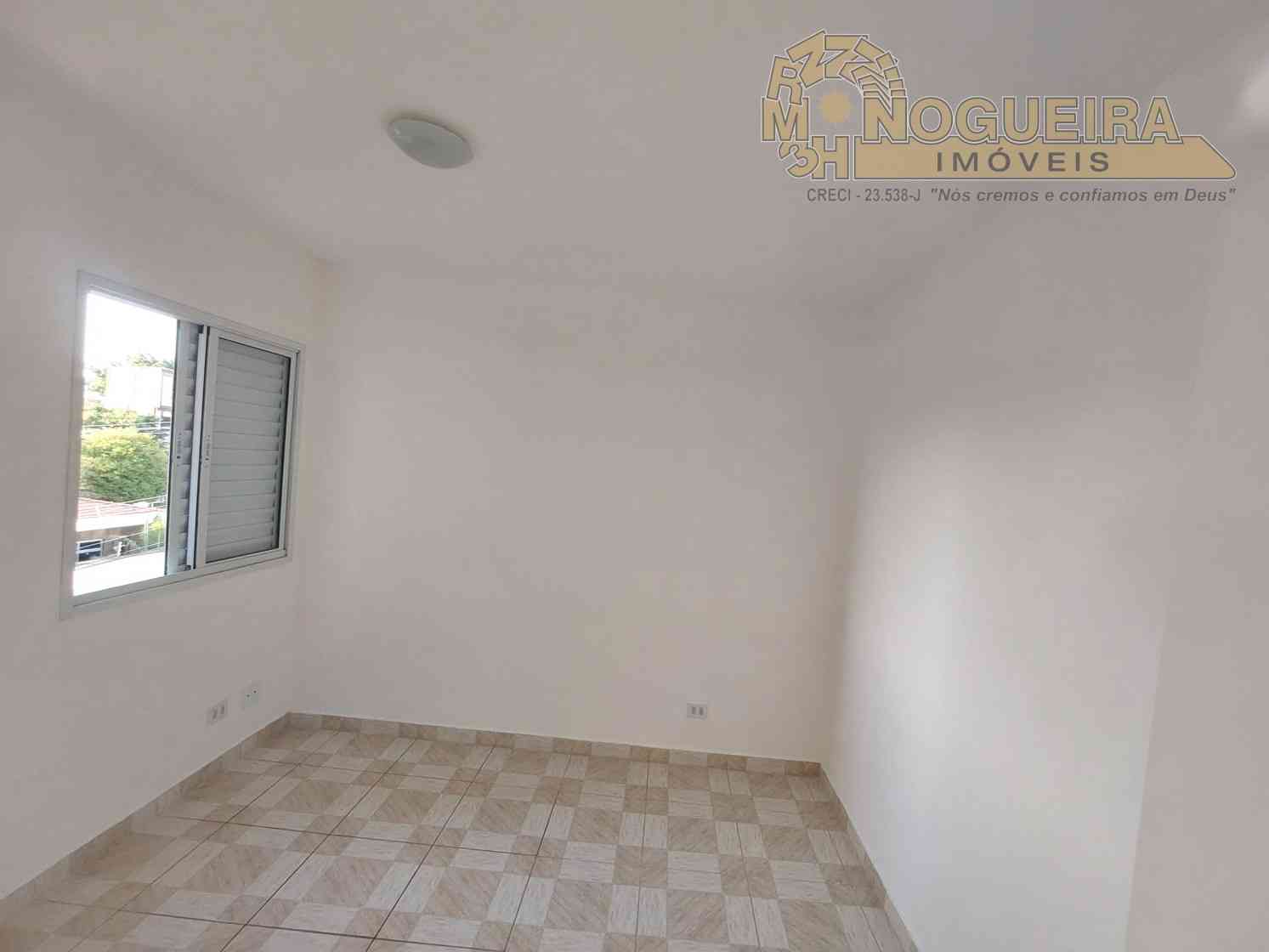 Ótimo apartamento condominio Alvorada - Jardim Bom Clima