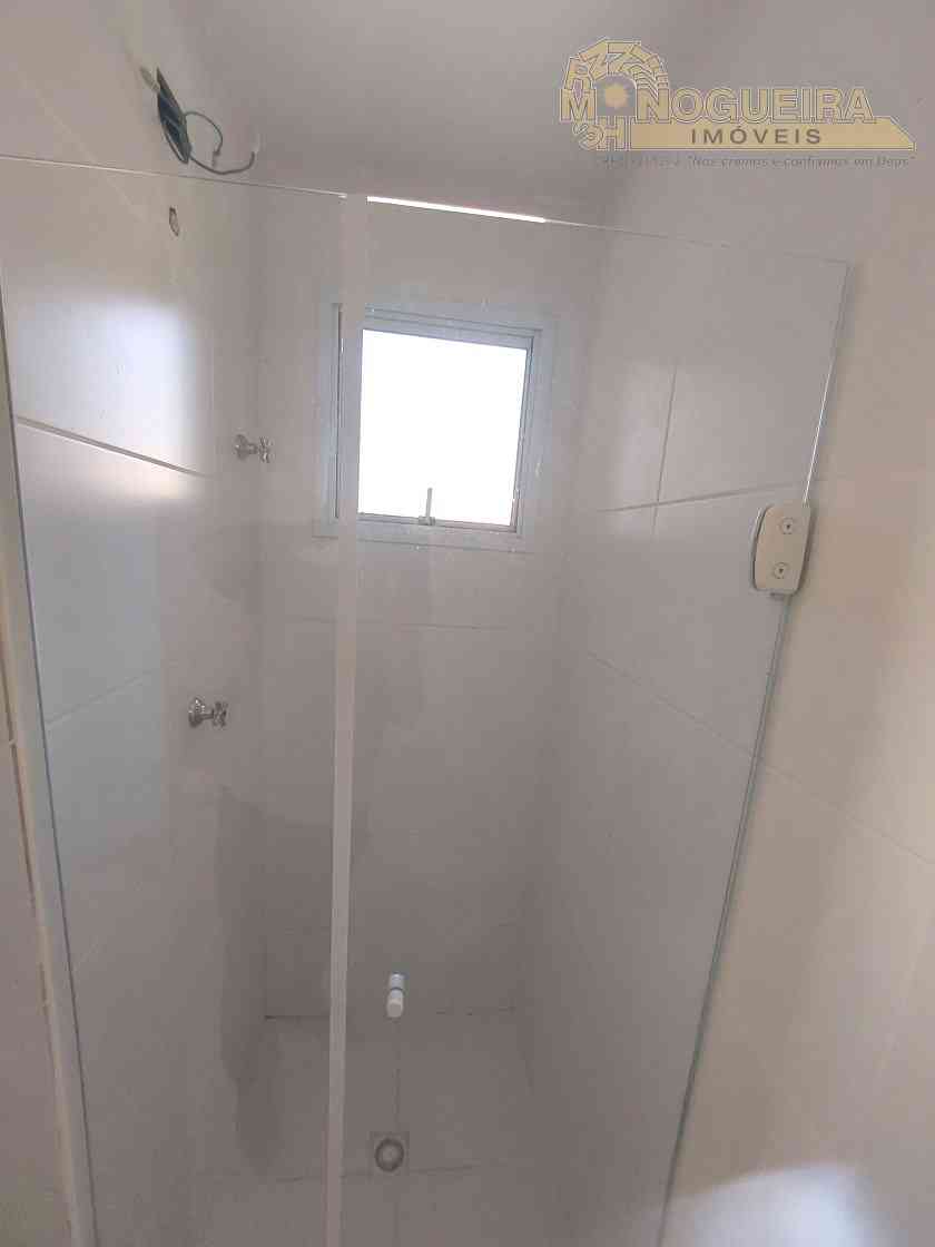 Ótimo apartamento condominio Alvorada - Jardim Bom Clima