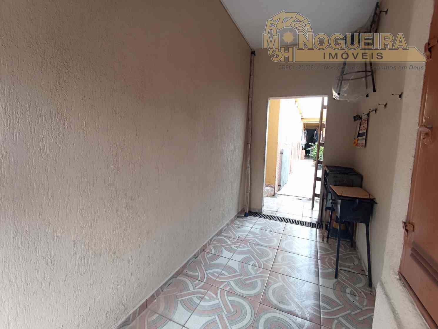 Sobrado no Jardim Adriana em Guarulhos