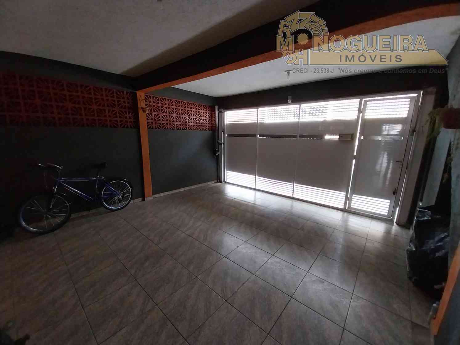 Sobrado 2 Dormitórios - Cidade Martins