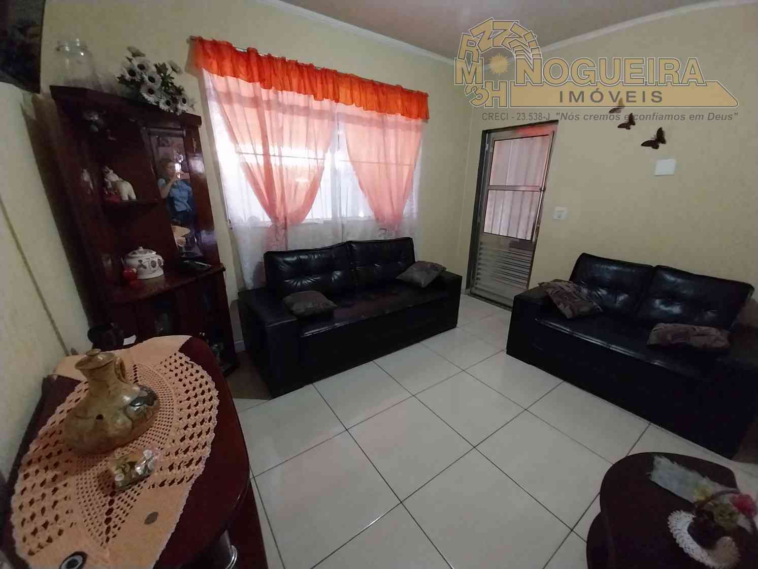 Sobrado 2 Dormitórios - Cidade Martins