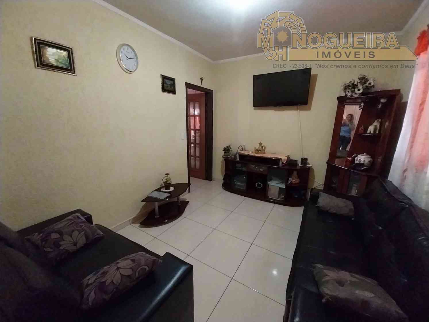 Sobrado 2 Dormitórios - Cidade Martins