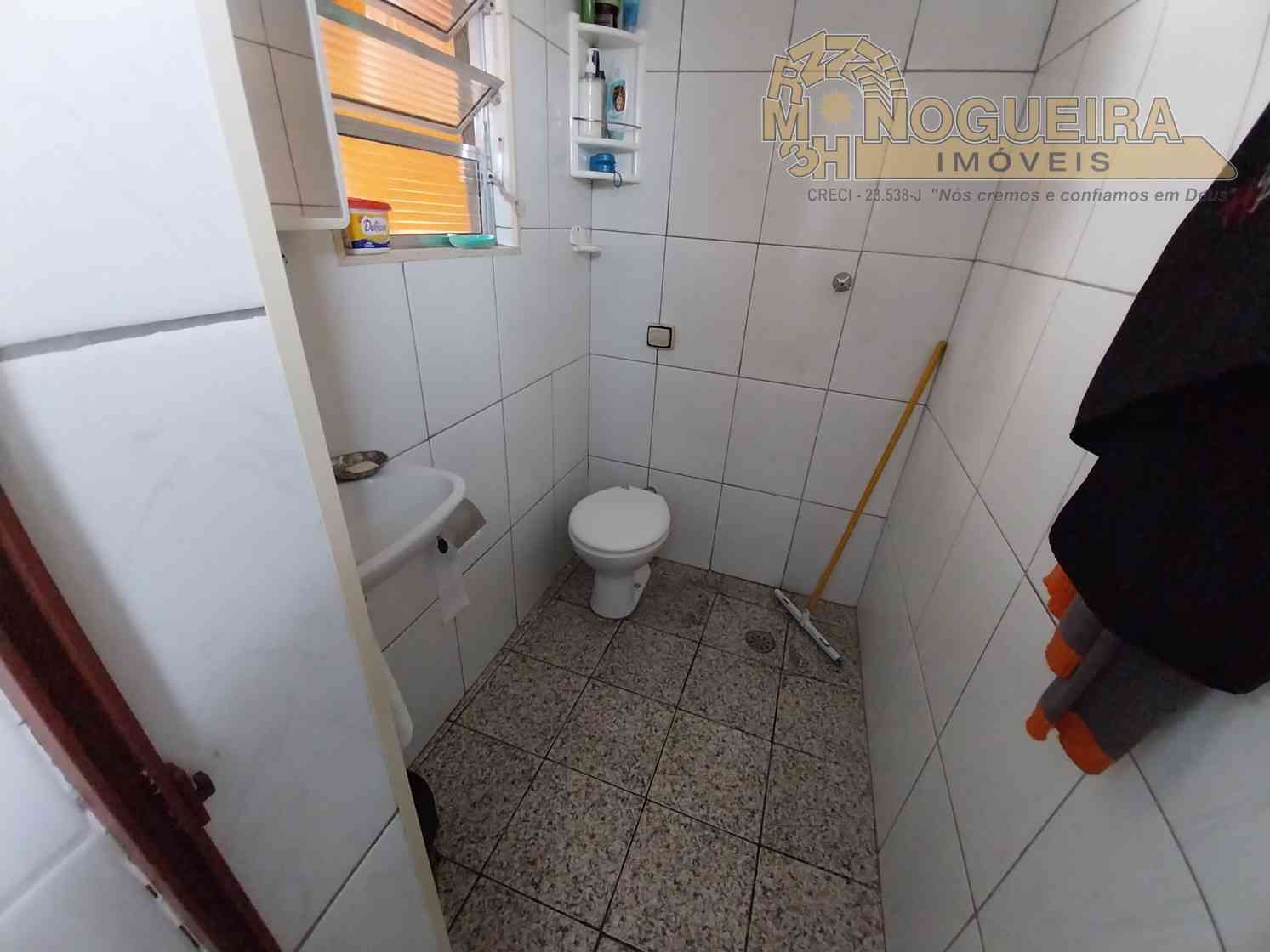 Sobrado 2 Dormitórios - Cidade Martins