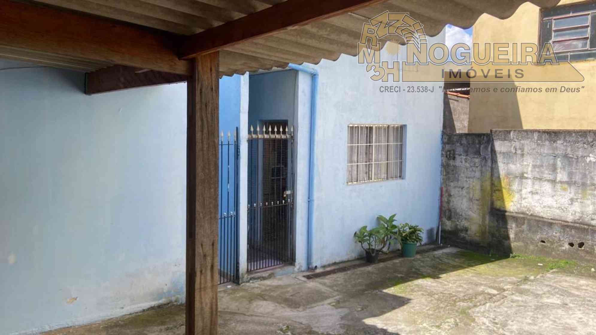 Terreno com 272 m² em avenida comercial