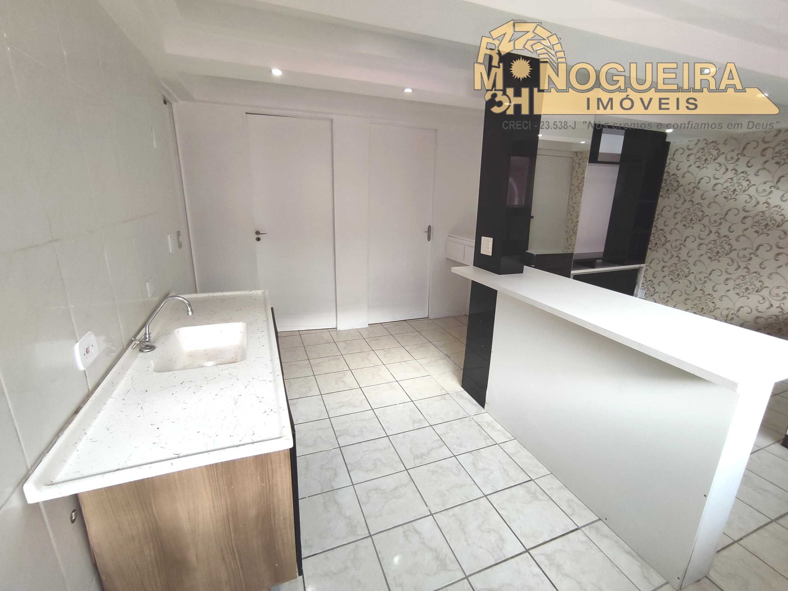 Ótimo Apartamento Condomínio São Paulo - Segundo Andar -  Alugado - Ótimo para Investidor