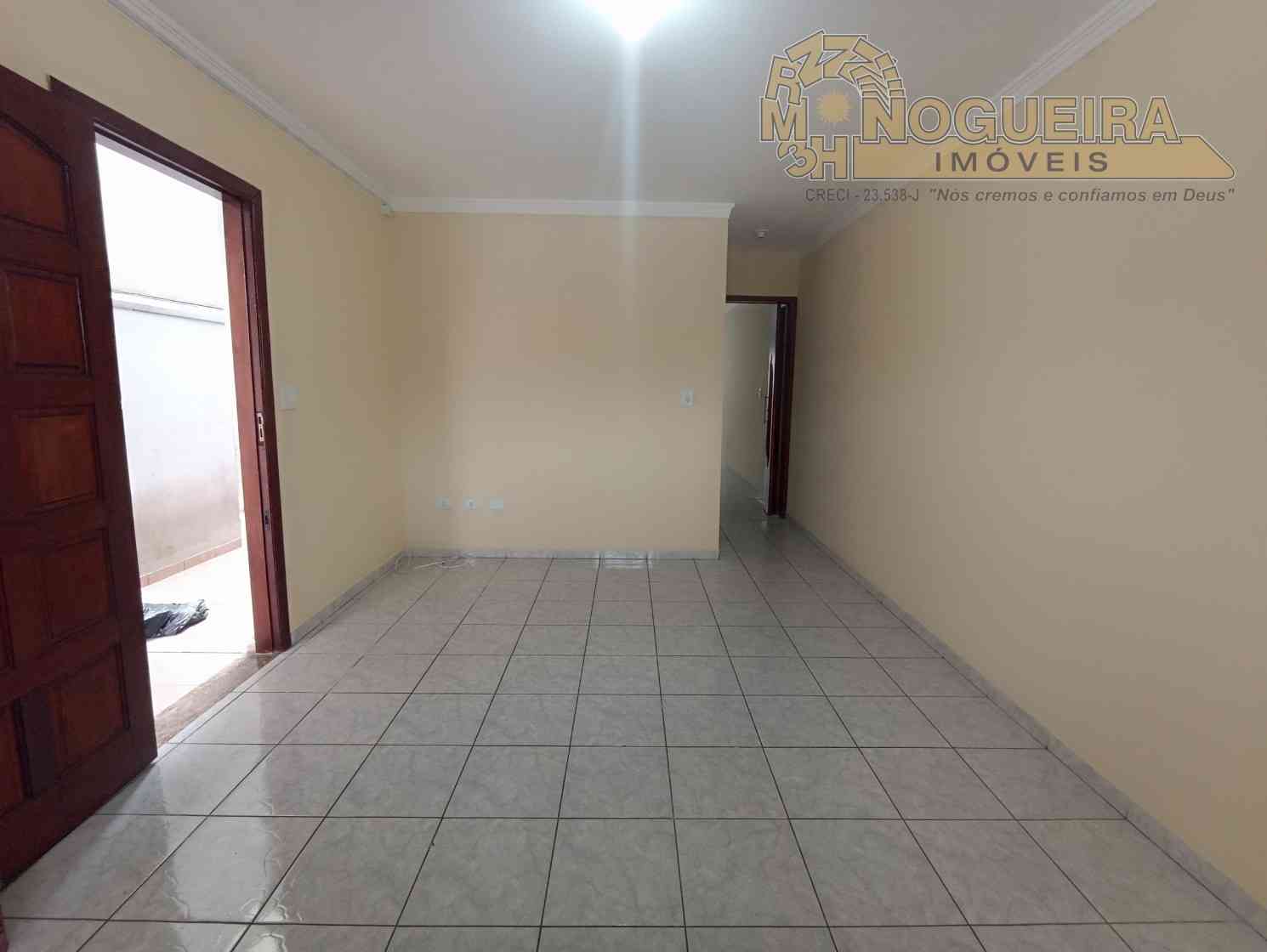 Sobrado com 3 dormitórios sendo 1 suíte - Vila Flórida - Guarulhos