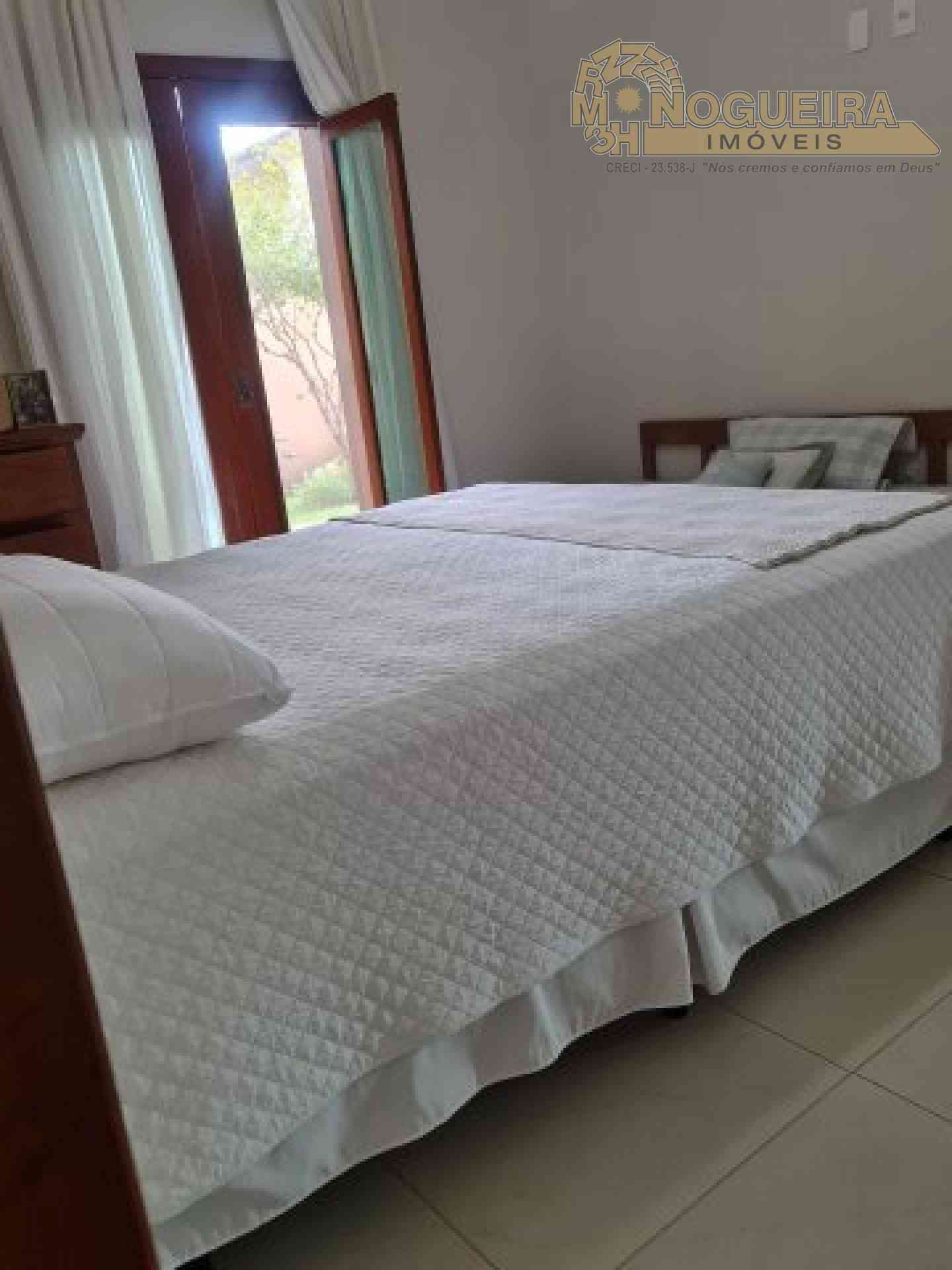 Linda casa em Atibaia