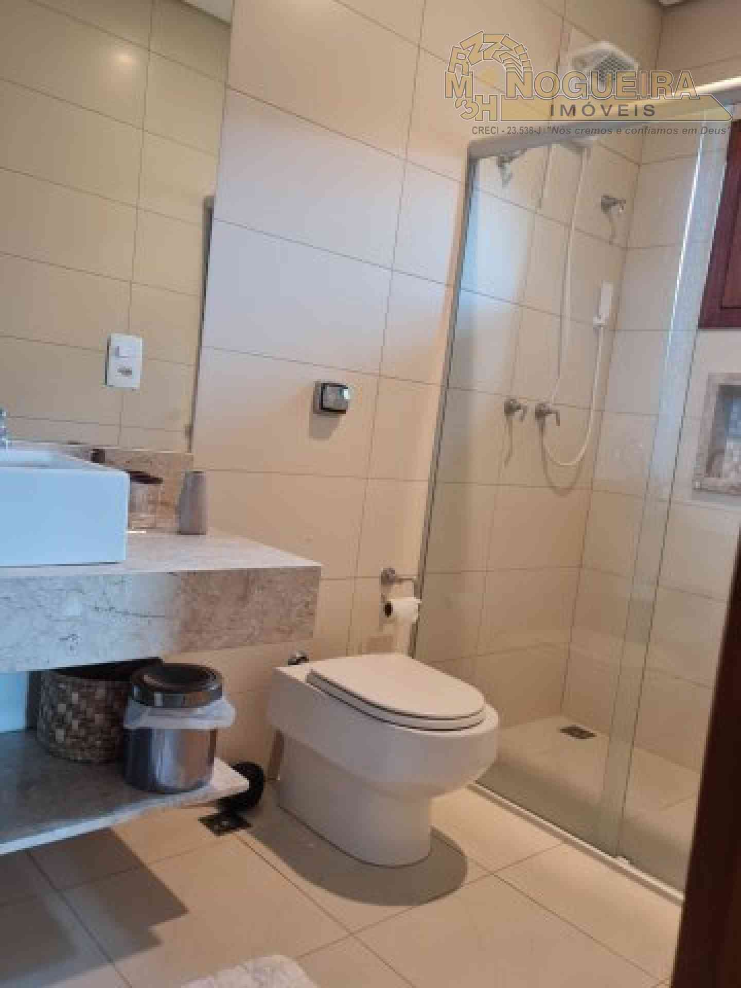 Linda casa em Atibaia