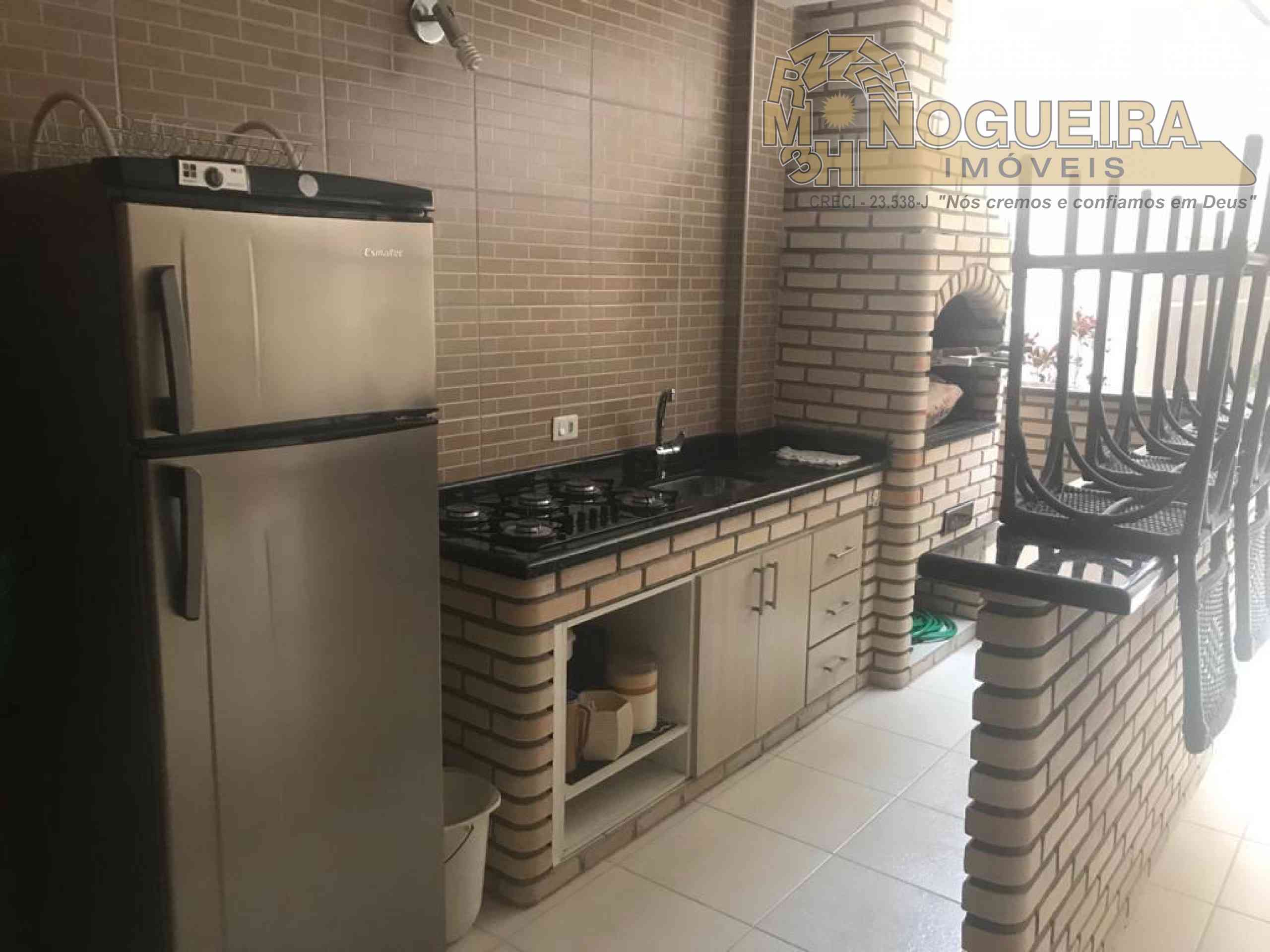 Sobrado no Jd.Vila Galvão a venda