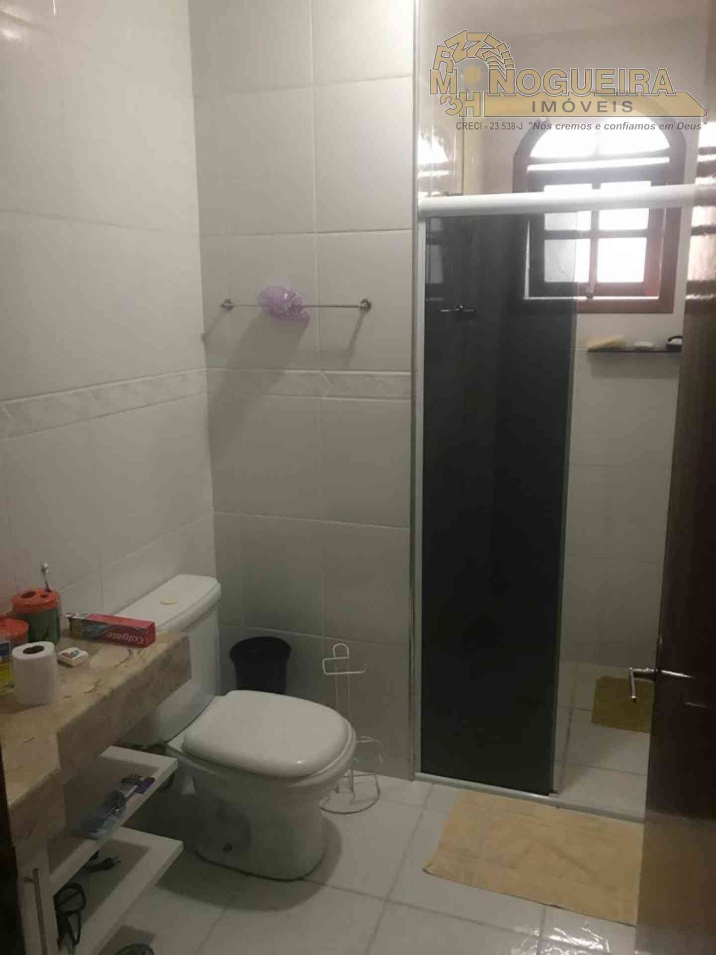 Sobrado no Jd.Vila Galvão a venda