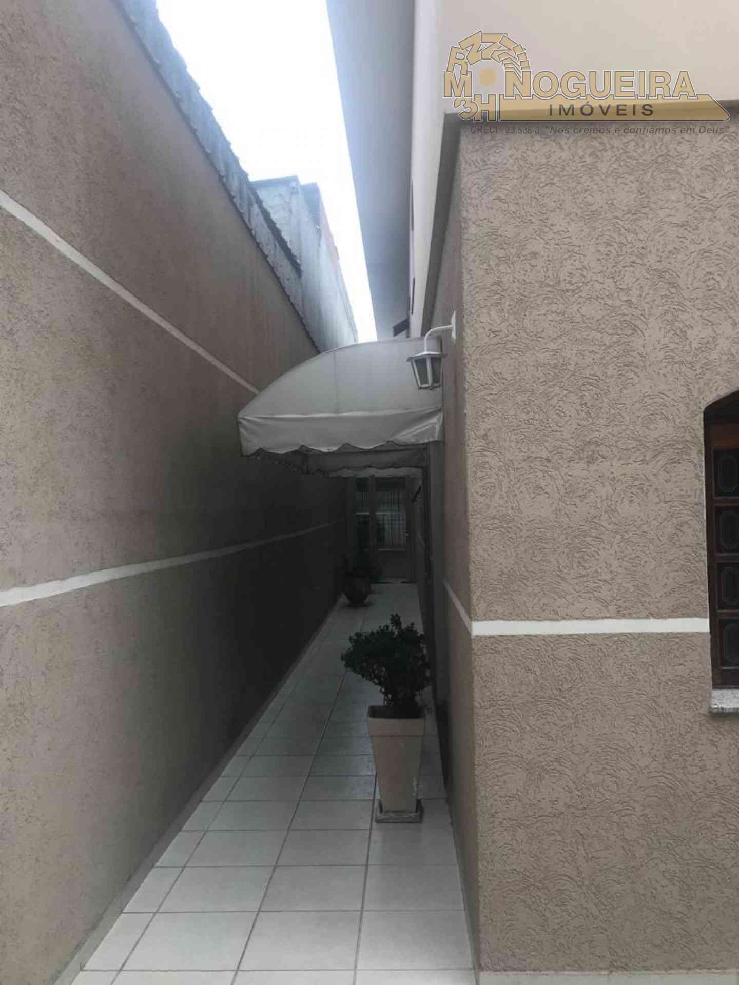 Sobrado no Jd.Vila Galvão a venda