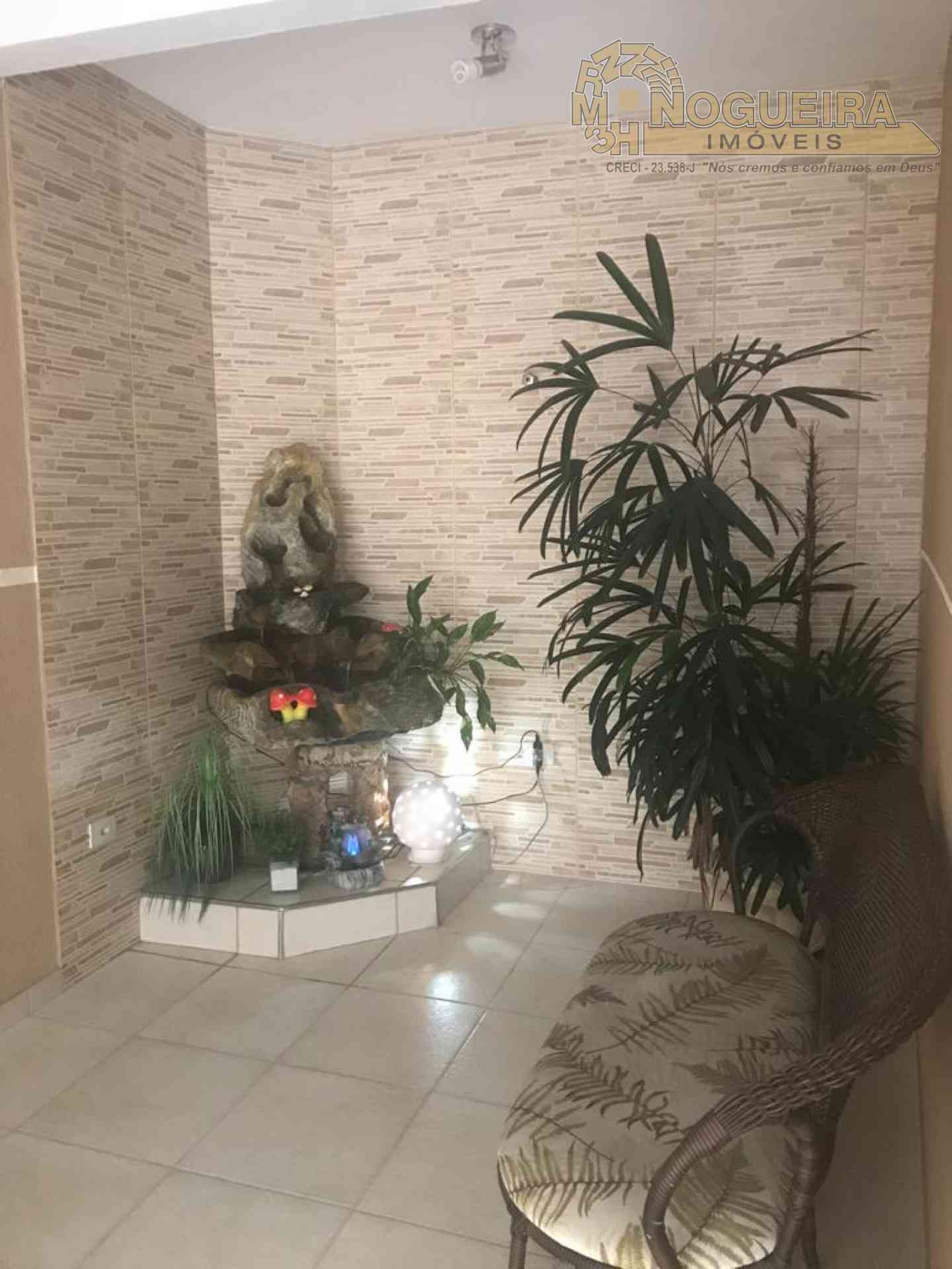 Sobrado no Jd.Vila Galvão a venda