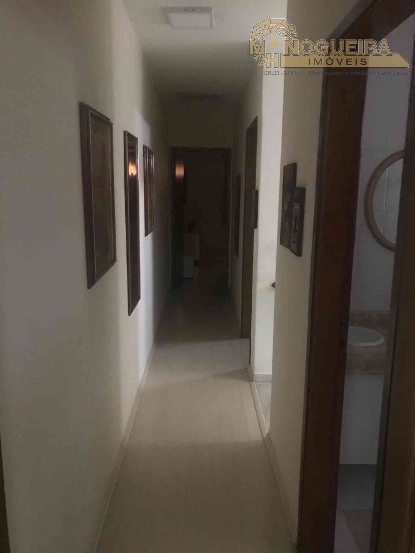 Sobrado no Jd.Vila Galvão a venda