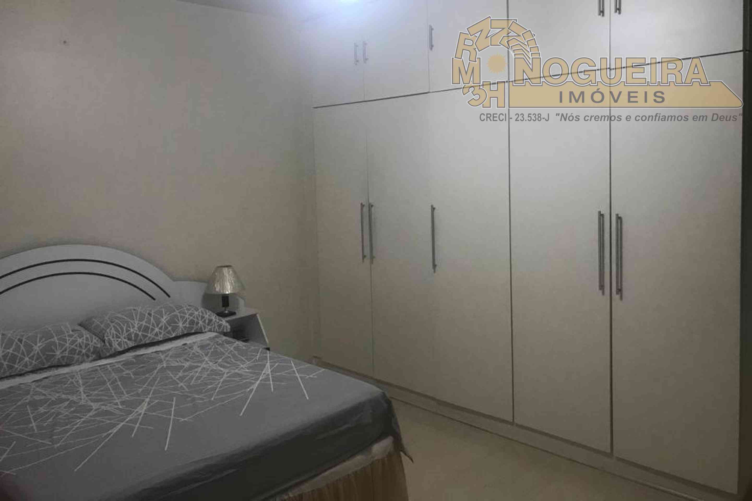 Sobrado no Jd.Vila Galvão a venda