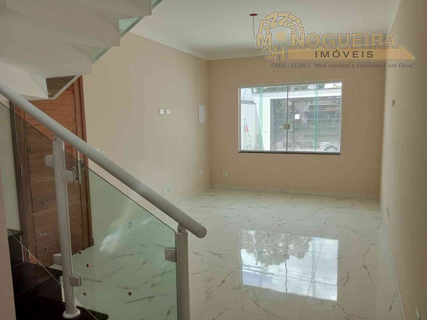 Sobrados Novos com 3 dormitórios sendo 1 suíte - Jardim Santa cecilia