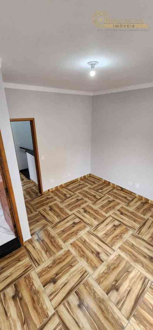 Sobrado novo  na Vila Carmela