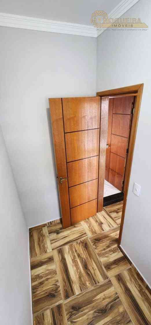 Sobrado novo  na Vila Carmela