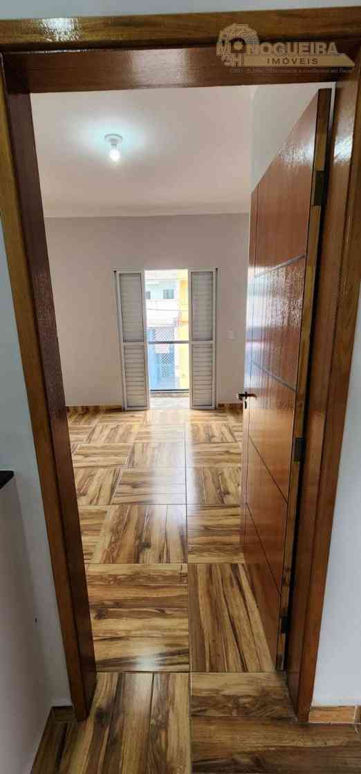 Sobrado novo  na Vila Carmela