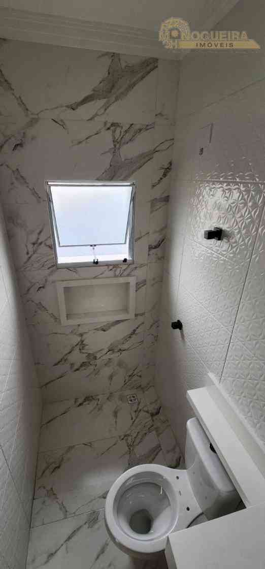 Sobrado novo  na Vila Carmela