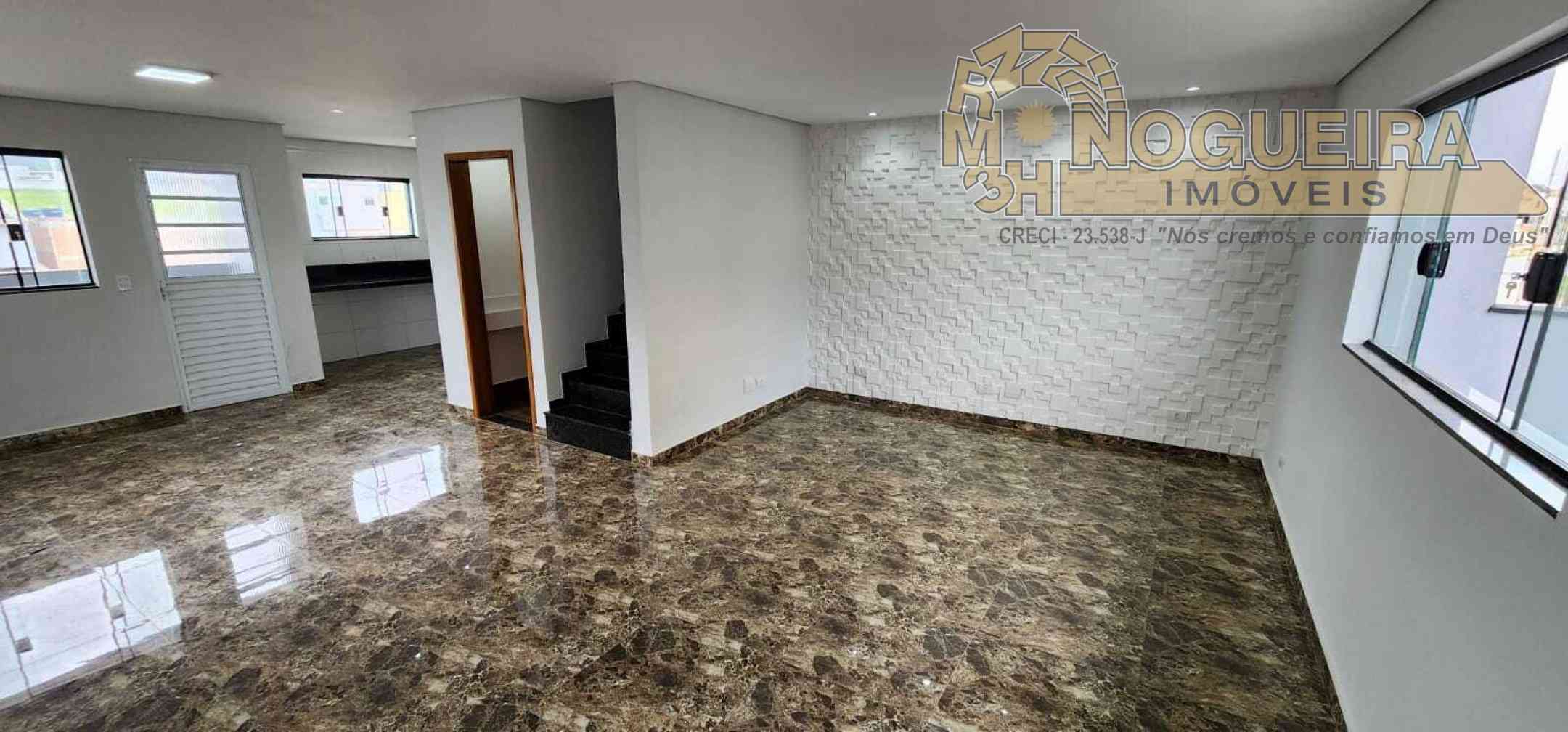 Sobrado novo  na Vila Carmela