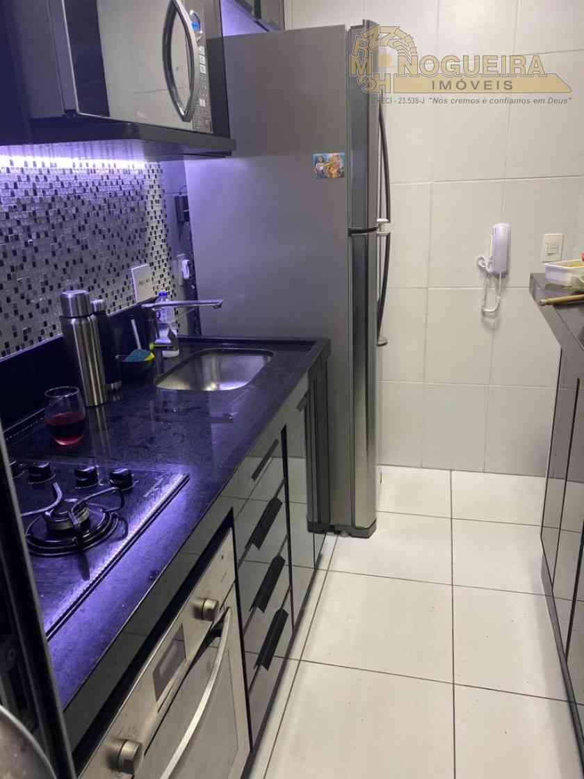Apartamento 2 Dormitórios c/ 1 Suíte - Picanço