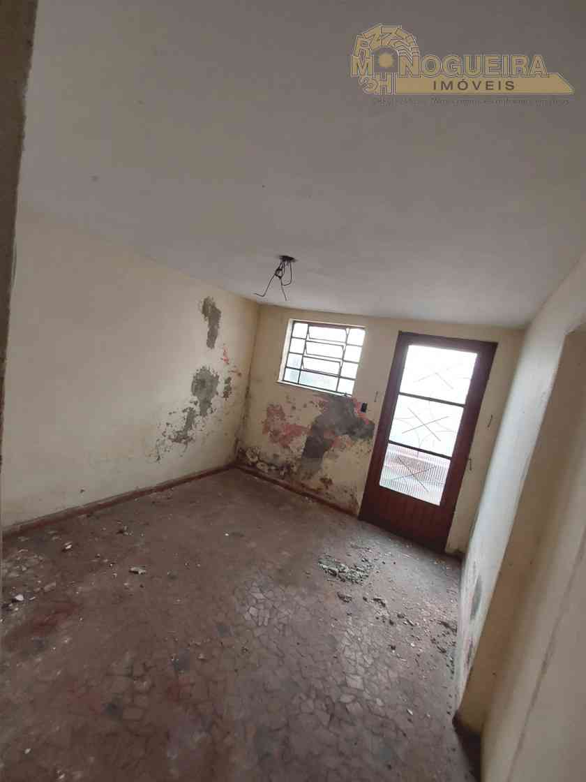 Cassa térrea antiga com terreno 250m² - Vila Barros