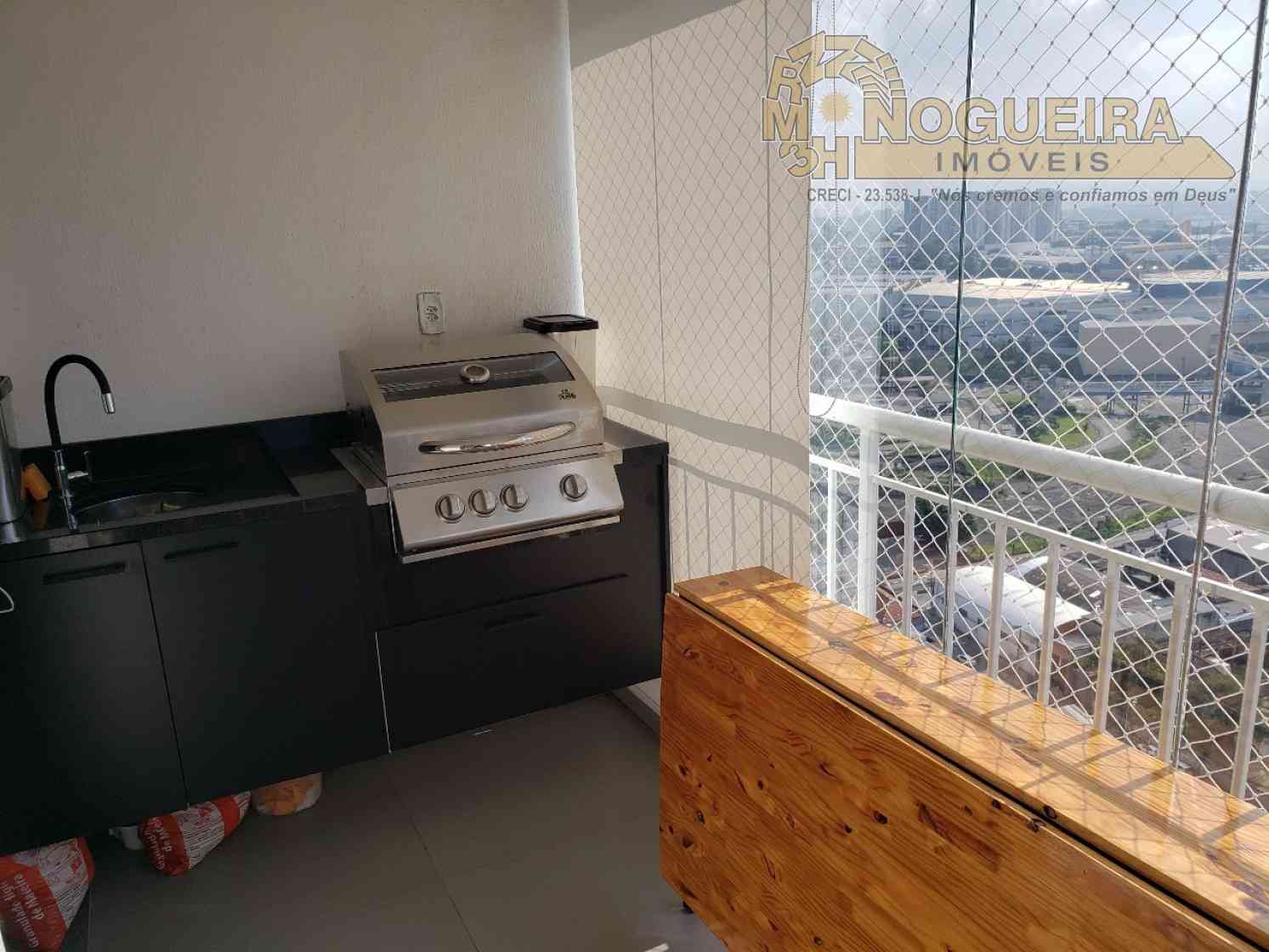 Apto na Vila Augusta, 71 m² com depósito