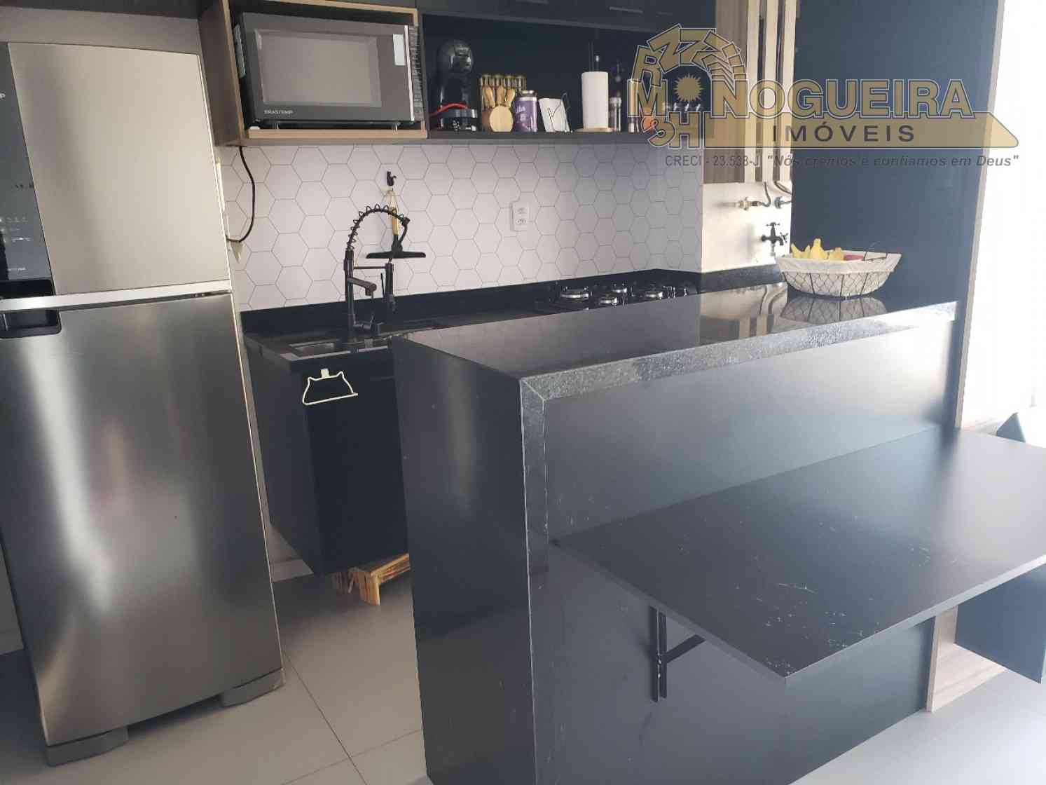 Apto na Vila Augusta, 71 m² com depósito