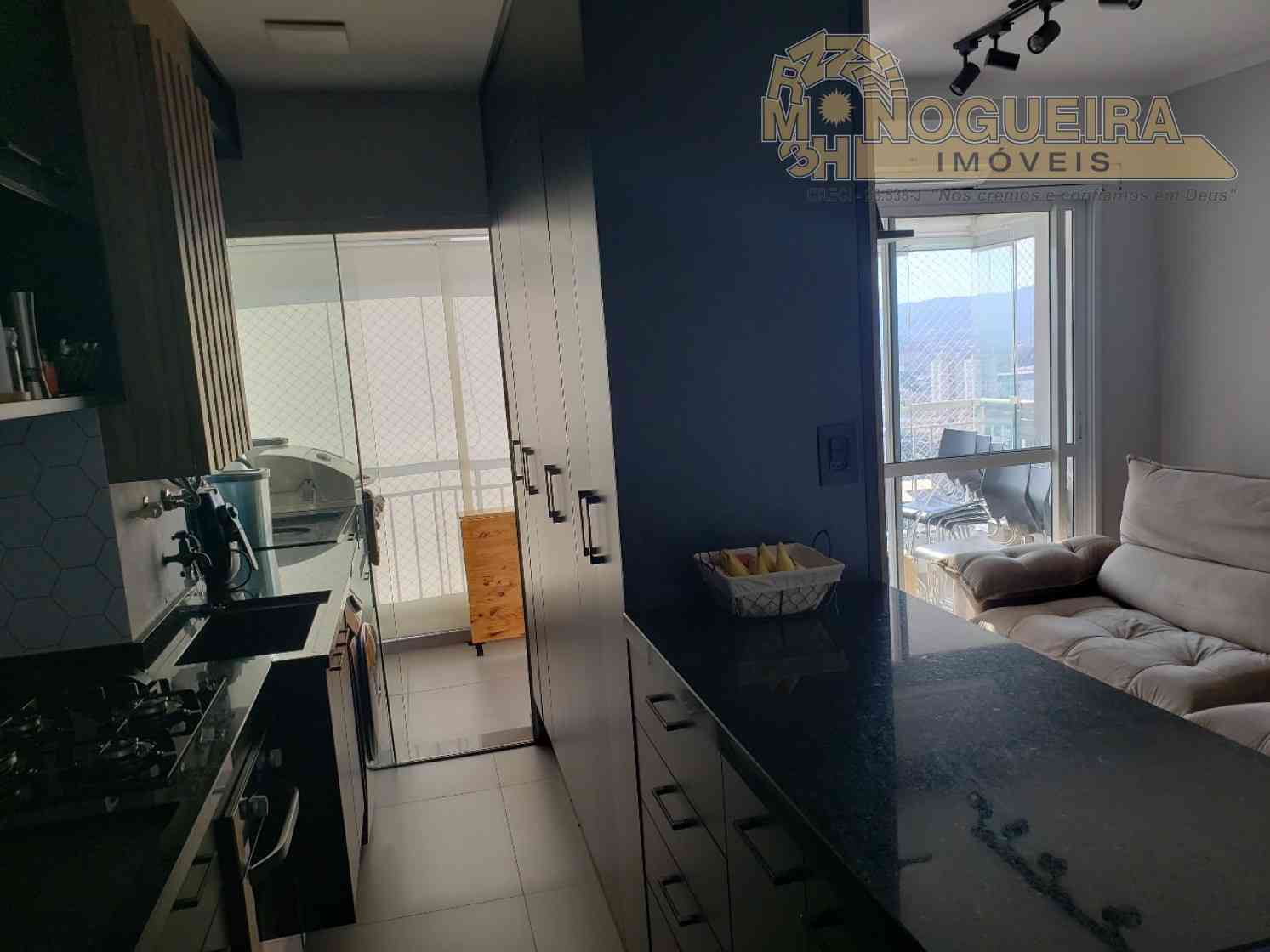 Apto na Vila Augusta, 71 m² com depósito