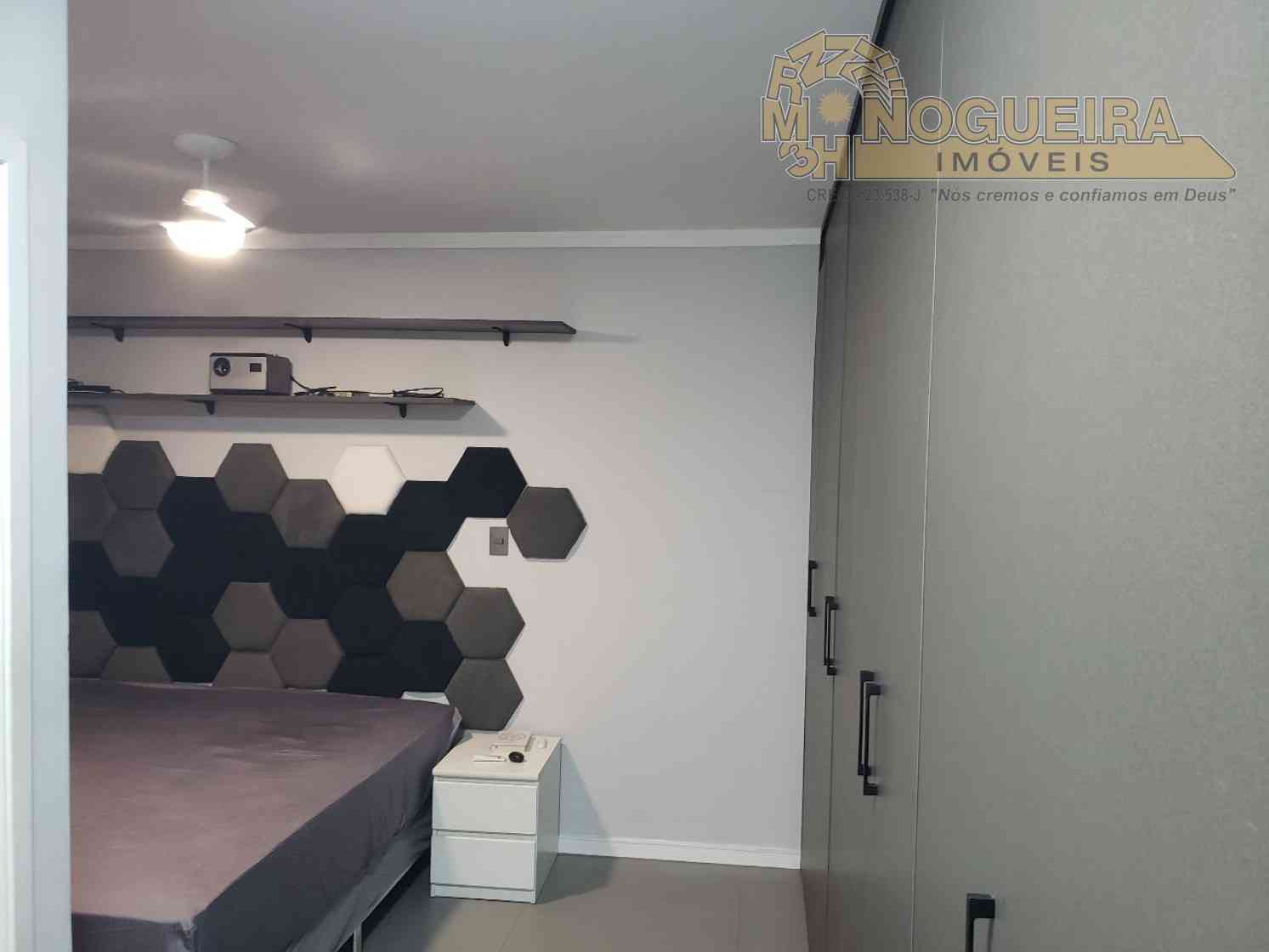 Apto na Vila Augusta, 71 m² com depósito