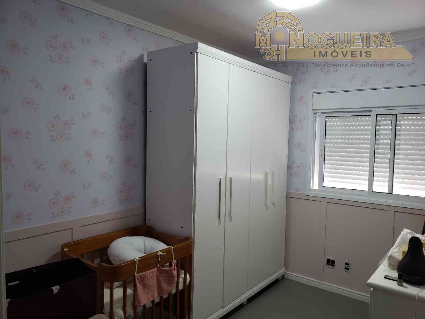 Apto na Vila Augusta, 71 m² com depósito