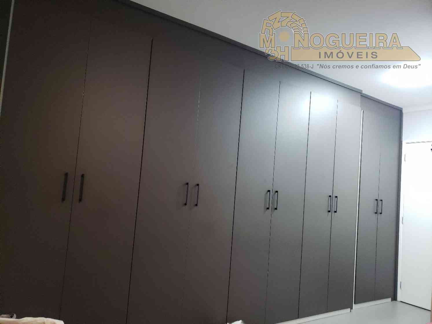 Apto na Vila Augusta, 71 m² com depósito