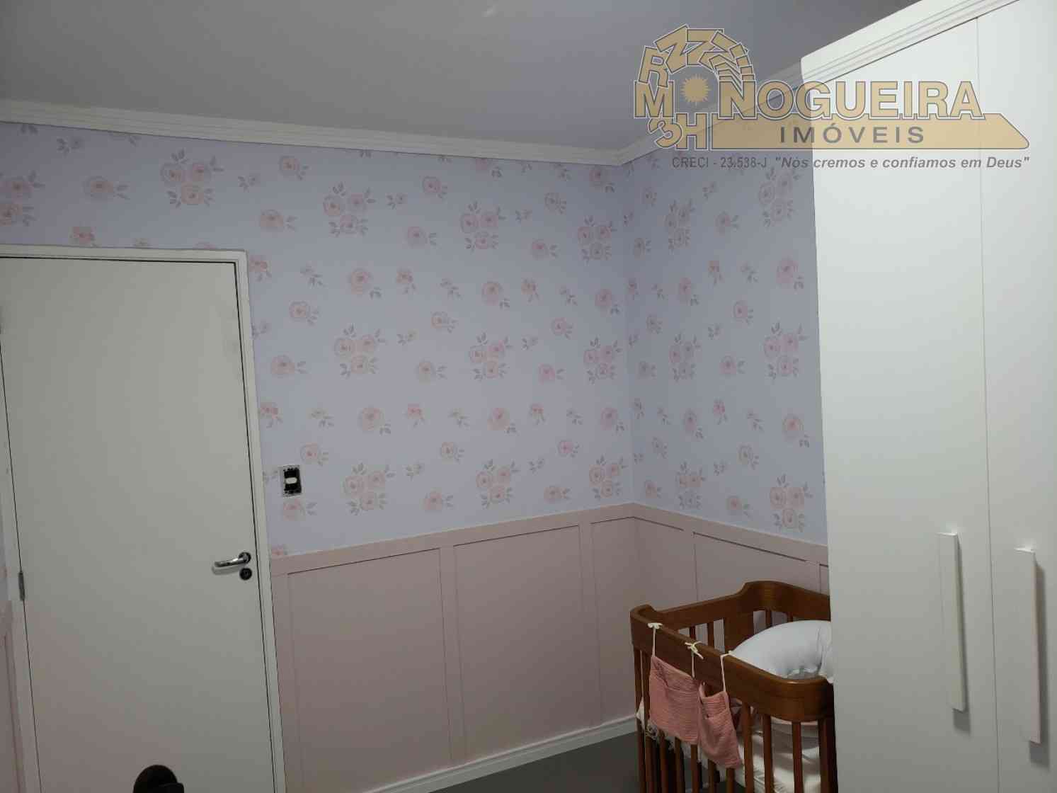 Apto na Vila Augusta, 71 m² com depósito