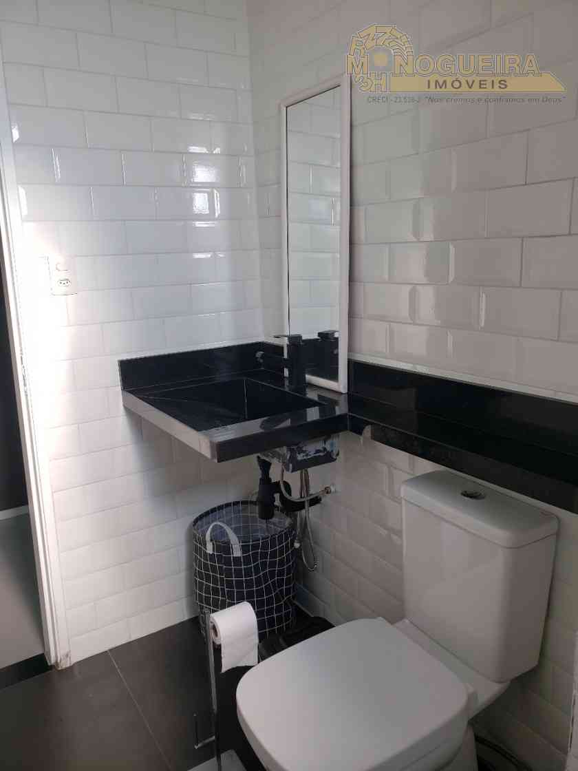 Apto na Vila Augusta, 71 m² com depósito