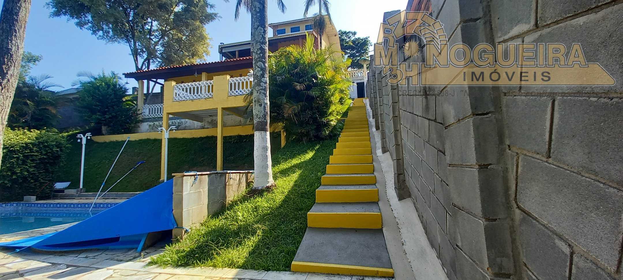 Chácara em Igaratá com piscina