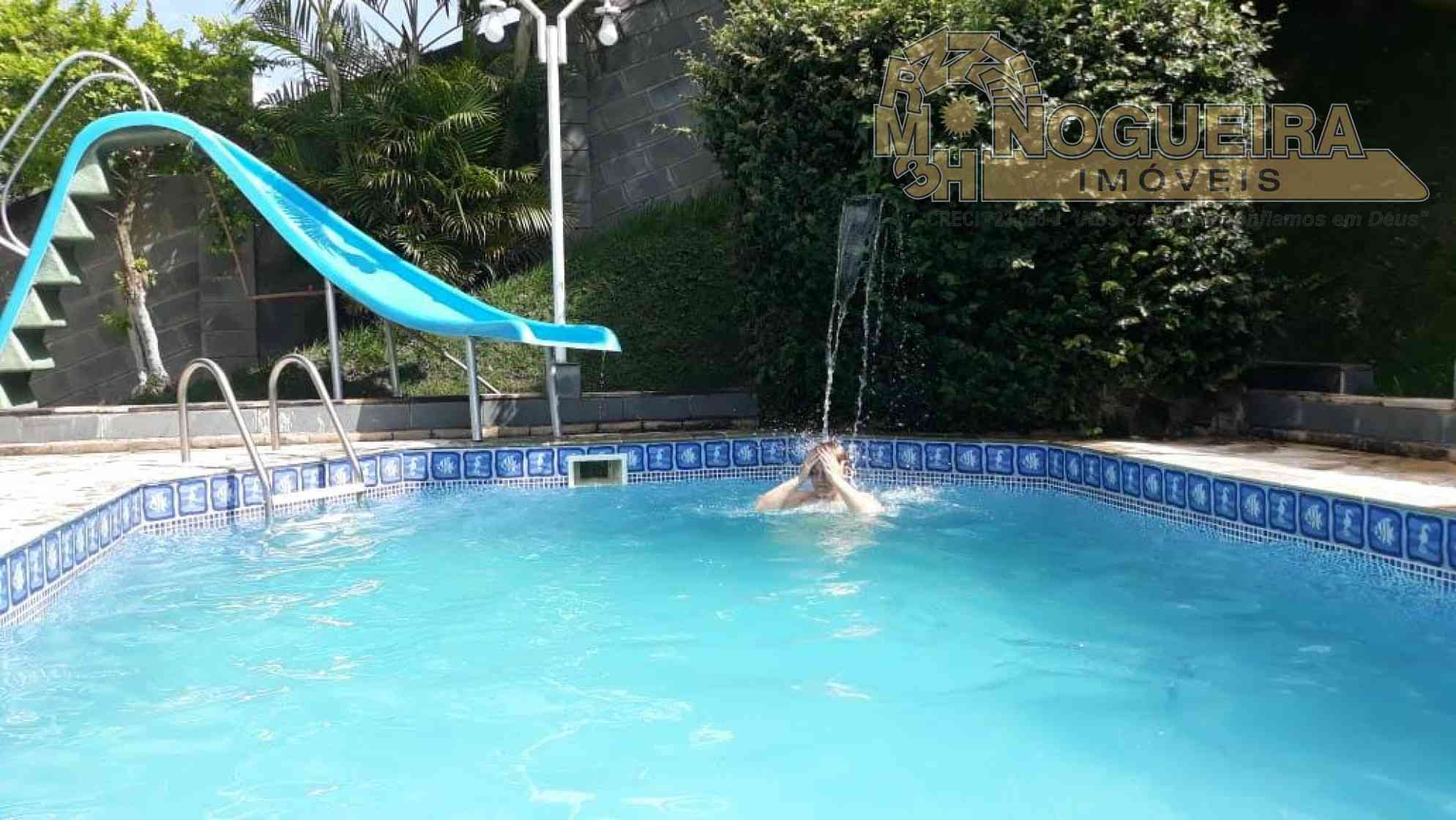 Chácara em Igaratá com piscina