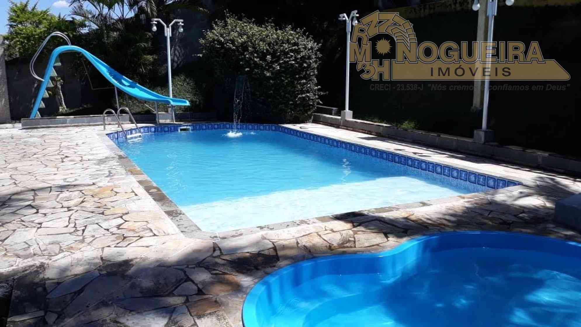 Chácara em Igaratá com piscina