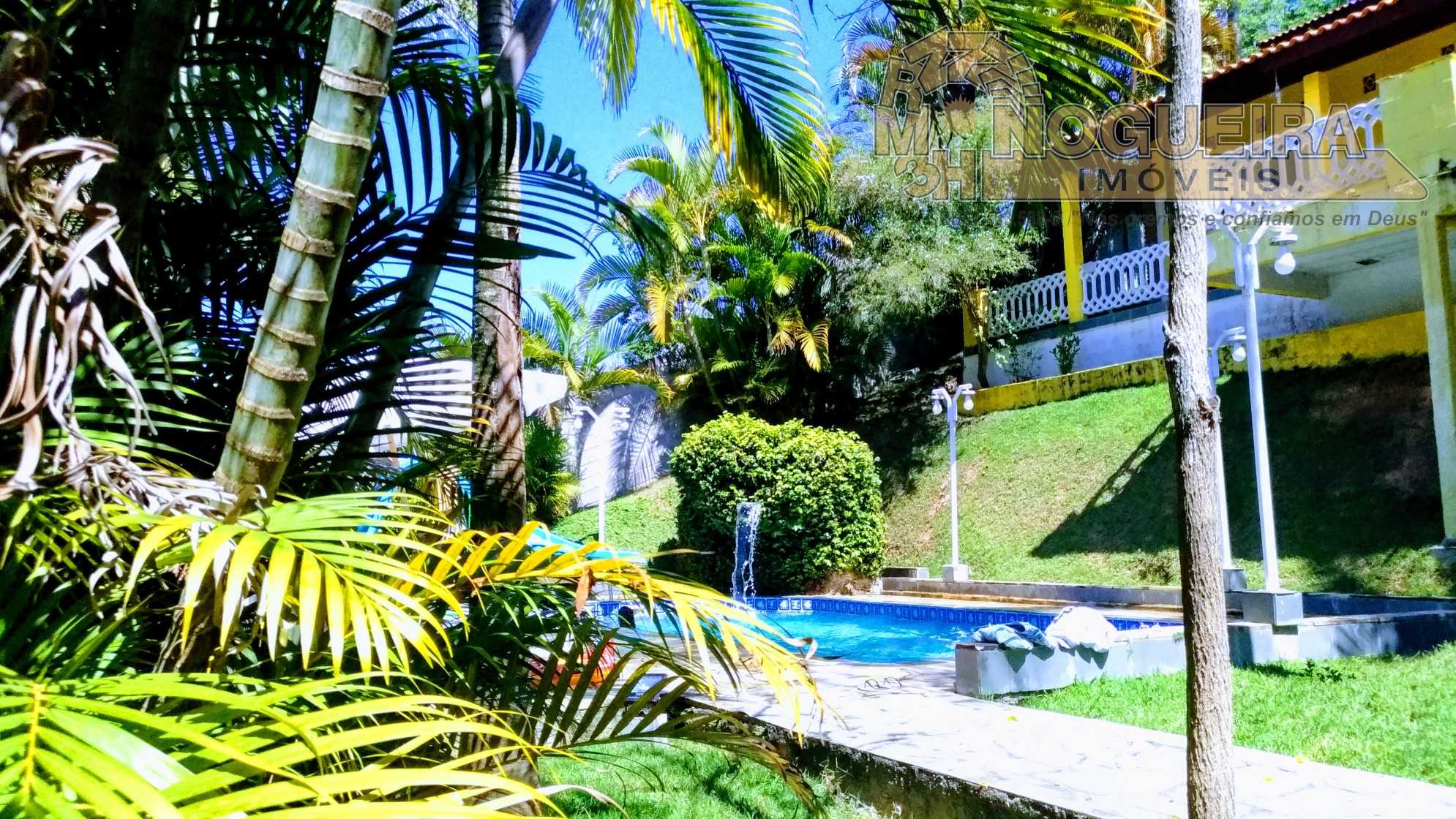 Chácara em Igaratá com piscina