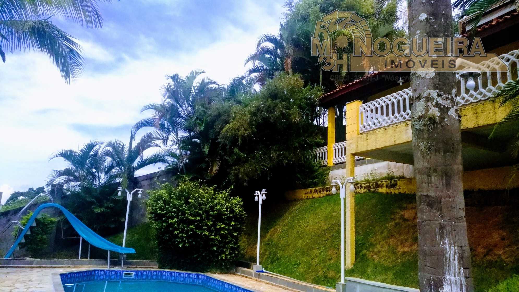 Chácara em Igaratá com piscina