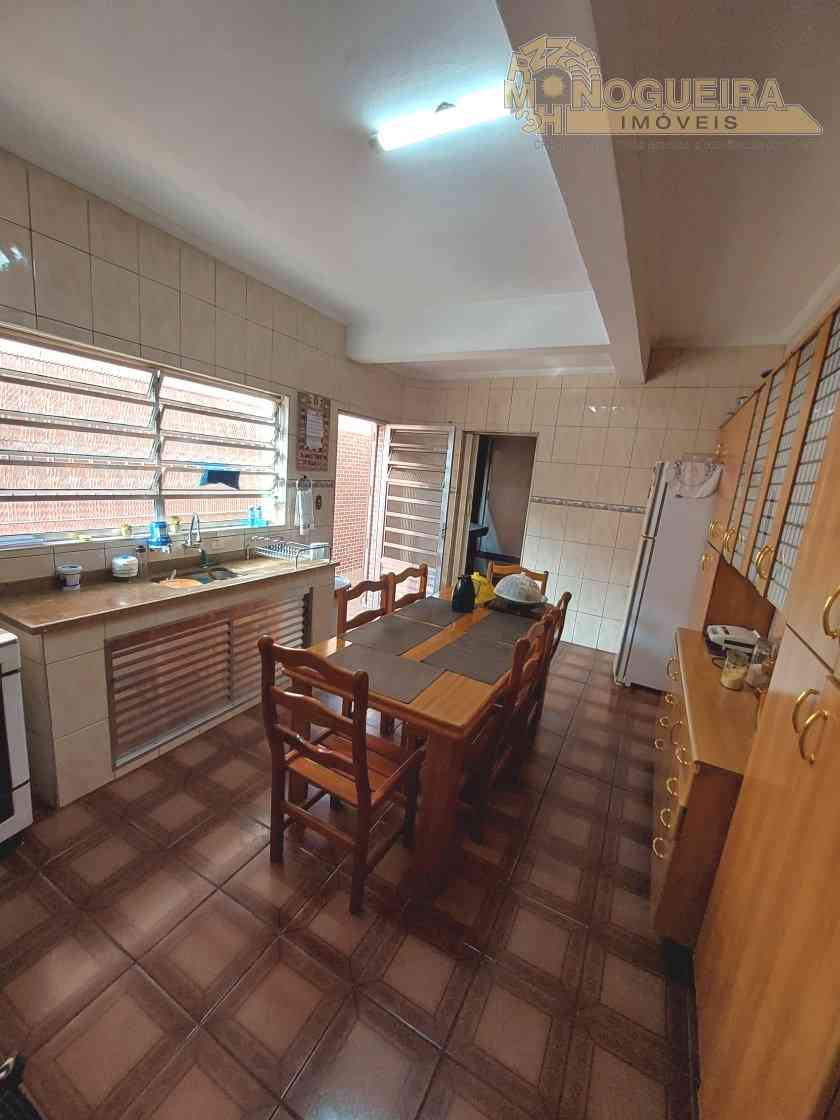 Sobrado no Jd. Bela Vista