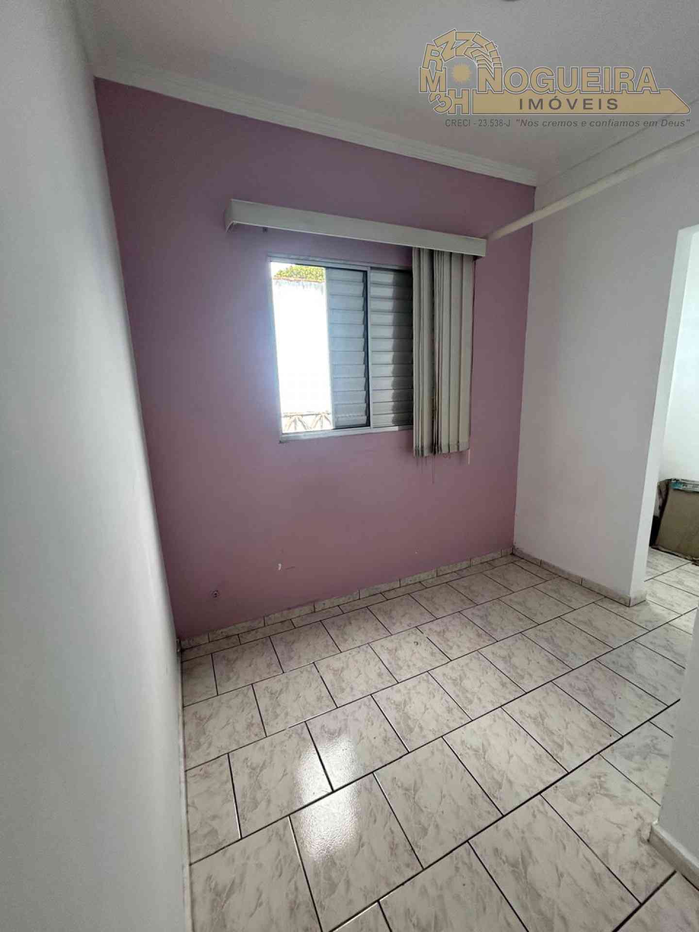 Sobrado com 4 Dormitórios Pq. Industrial Cumbica