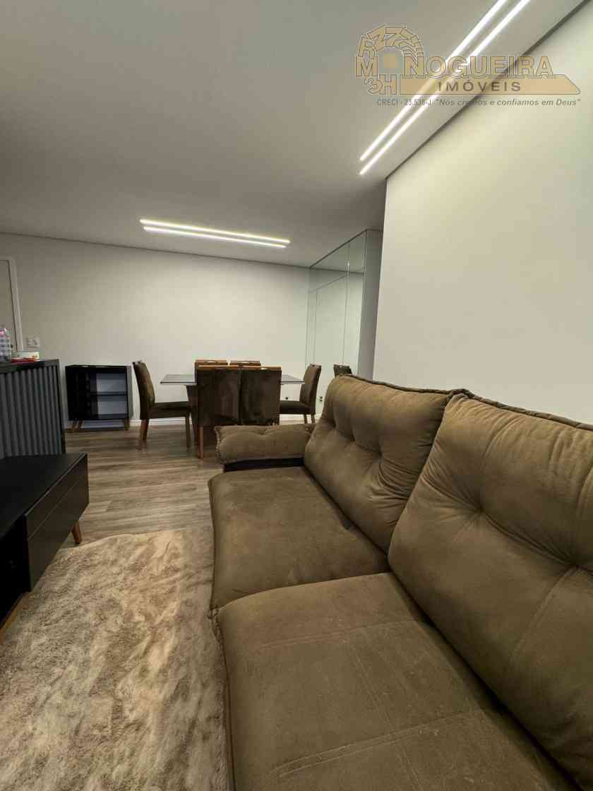 Apartamento Cidade Maia á venda