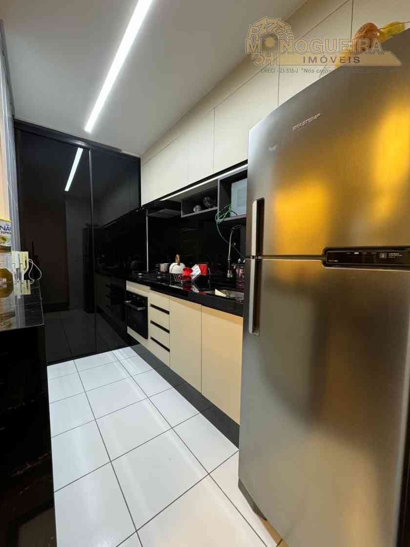 Apartamento Cidade Maia á venda