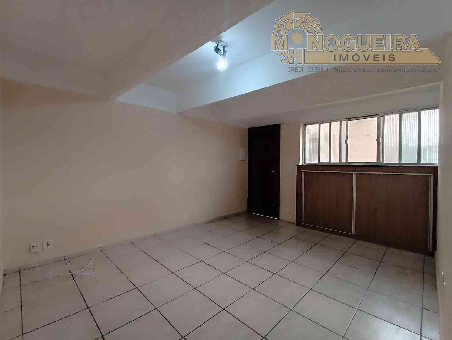 Ótimo Apartamento Condomínio Santa Catarina