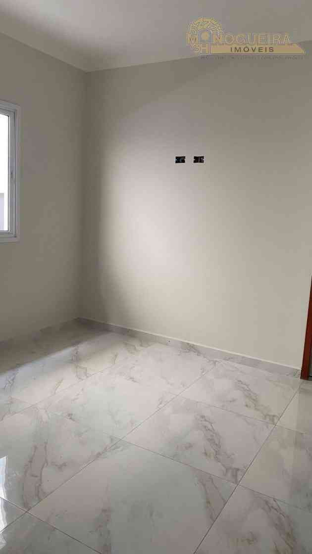 Casa térrea próximo ao Shopping Maia