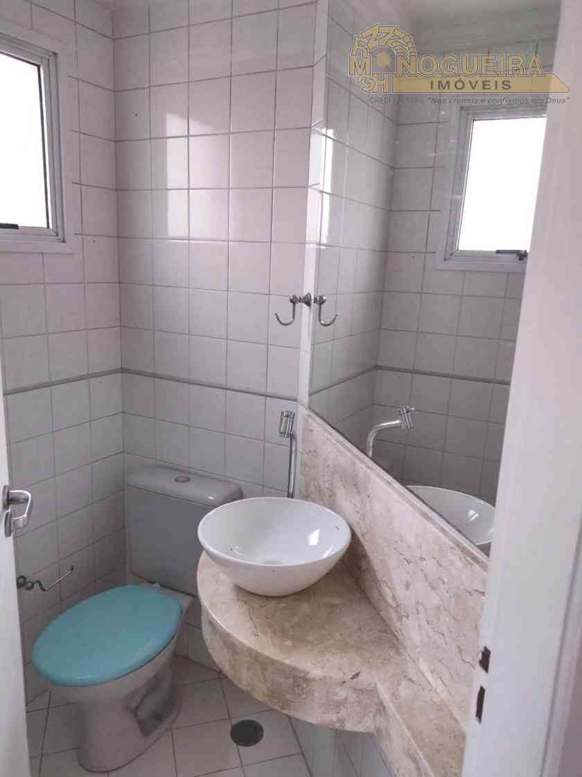 APARTAMENTO 2 DORMITÓRIOS C/ 1 SUÍTE - VILA ARICANDUVA