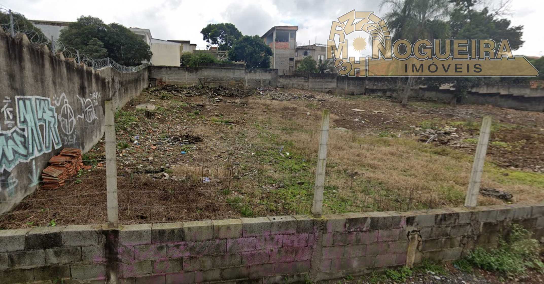 Terreno com 390 m² em Guarulhos