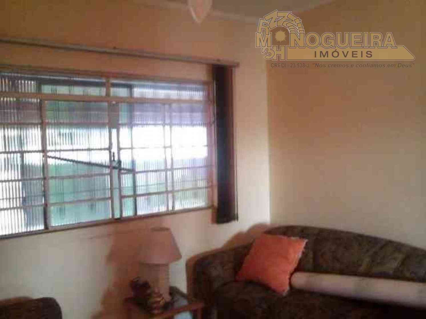 Ótima Casa com Edicula nos fundos Cidade Jardim Cumbica